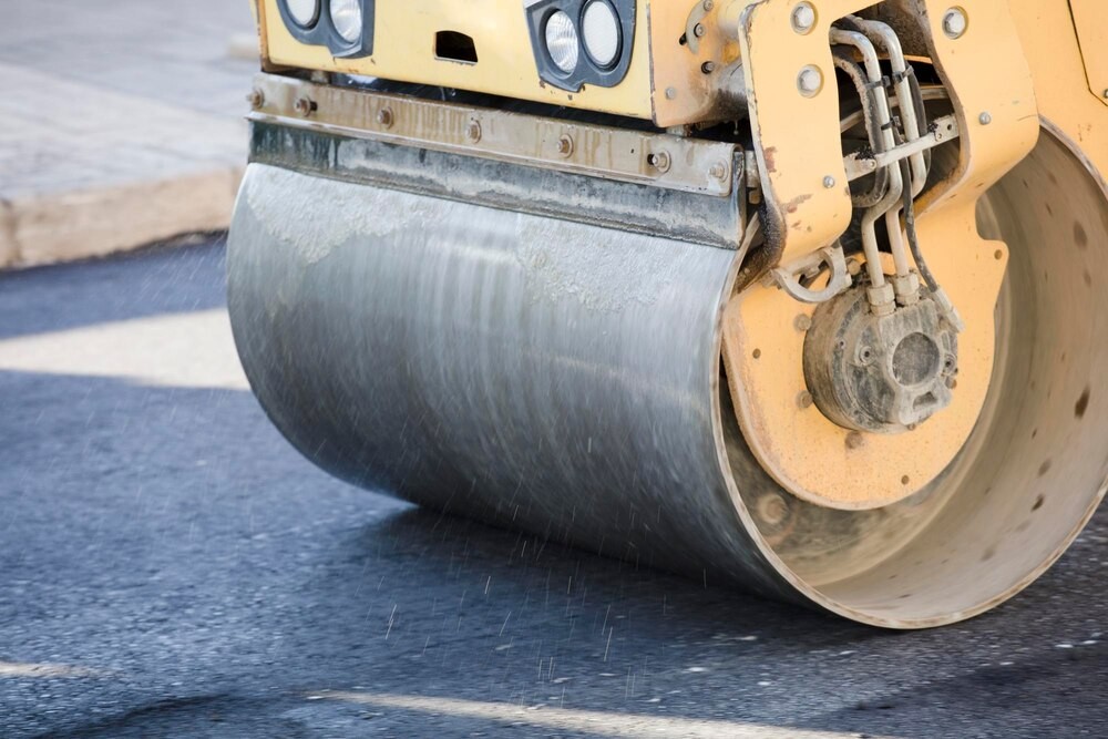 Nowy chodnik przy ul. Gandhi: komfort i bezpieczeństwo dla mieszkańców Ursynowa