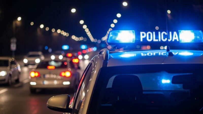 Zatrzymanie przestępczej grupy: Co kryło się w bagażniku?