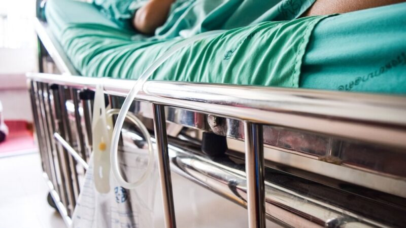 Walka o życie w pociągu: Bohaterska interwencja strażniczki miejskiej