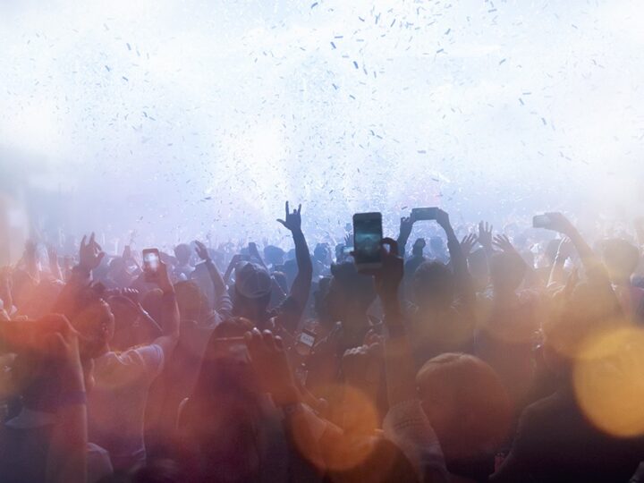 Folkowy Festiwal: Taniec Tradycji w Nowoczesnym Wydaniu