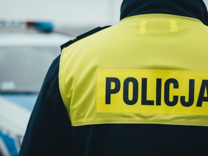 Kierowca z pięcioma zakazami prowadzenia wciąż na drodze!