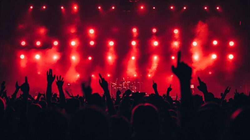 Diwy muzyki na żywo: Niezapomniany wieczór w Teatrze Syrena