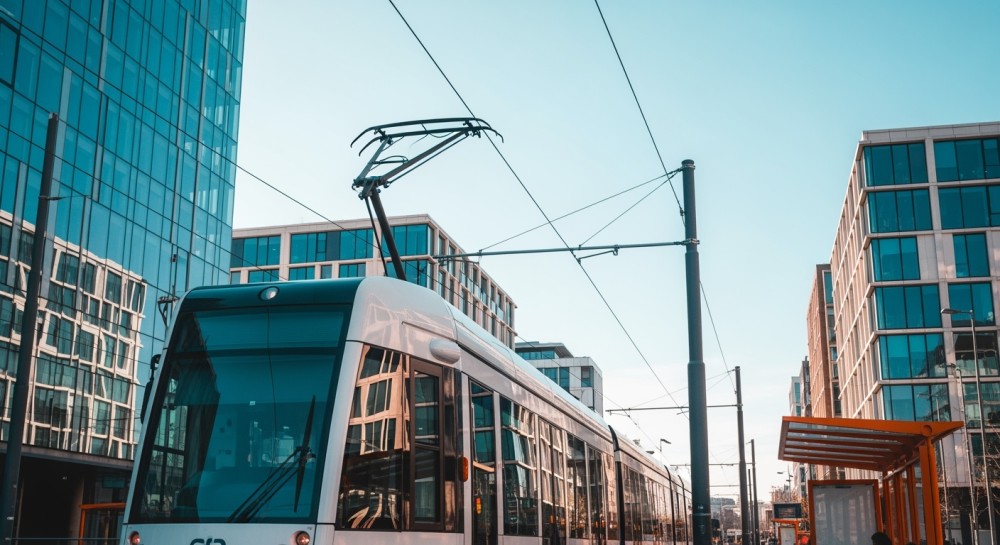 Bezpieczniejsze Powstańców Śląskich: Nowe zmiany w komunikacji tramwajowej