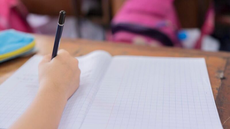 Smartfonowy kurs dla seniorów: Odkryj cyfrowy świat już w kwietniu!