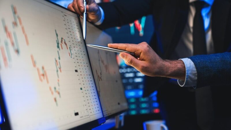 Uważaj na oszustów: Jak nie dać się nabrać na fałszywe telefony finansowe