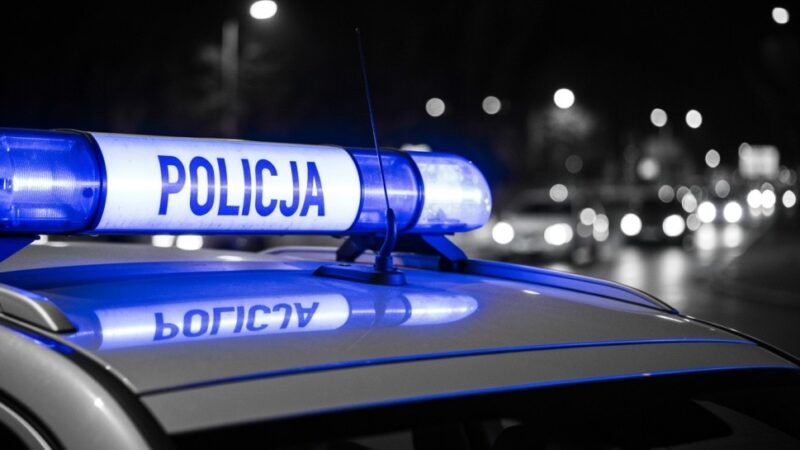 Mężczyzna zatrzymany z mefedronem podczas nocnej kontroli w Starych Babicach