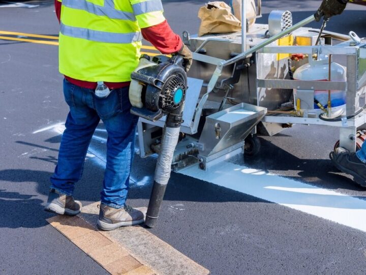 Nowe chodniki i ścieżki rowerowe na ul. Jana III Sobieskiego: remont w pełnym biegu!