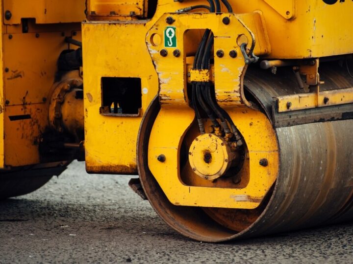 Warszawskie drogi w transformacji: Nowe mosty i tunele!