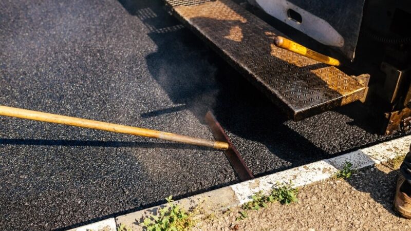 Nowe inwestycje drogowe w Warszawie: przetarg na remont kluczowych arterii