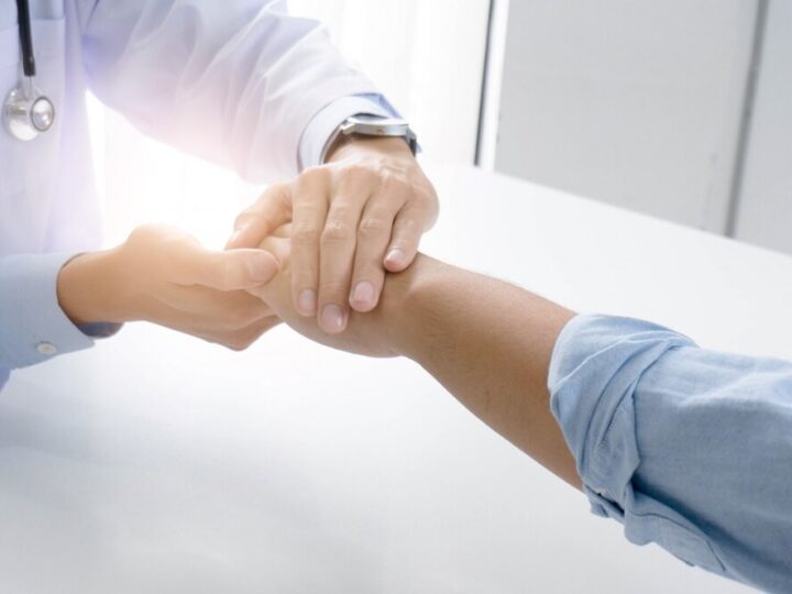 Wyjątkowe spotkania z profilaktyką – policjanci z wizytą u najmłodszych mieszkańców Serocka