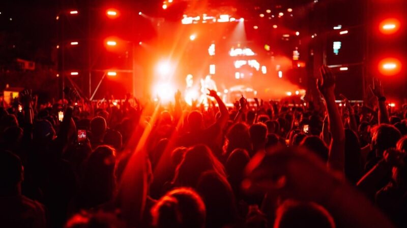 Muzyczna podróż do serca pasji: bezpłatny koncert w Śródmieściu