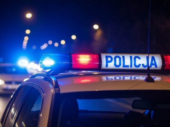 Pijany klient wywołał chaos w sklepie, policja interweniuje!