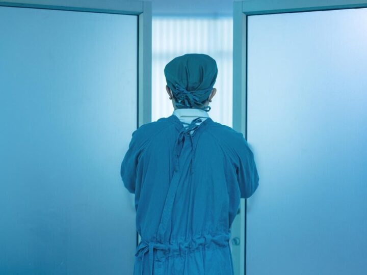 Żoliborska młodzież walczy z nałogiem: Konferencja „Papierosom powiedz NIE”