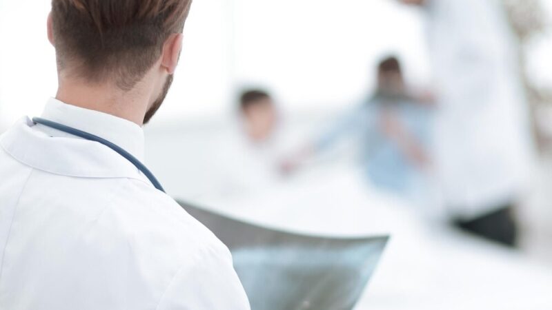 Zanurz się w zdrowie: Nordic walking w Lesie Bemowskim!