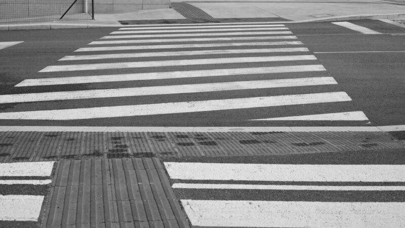 Piesi na Woli zyskają priorytet: rewolucja w ruchu drogowym