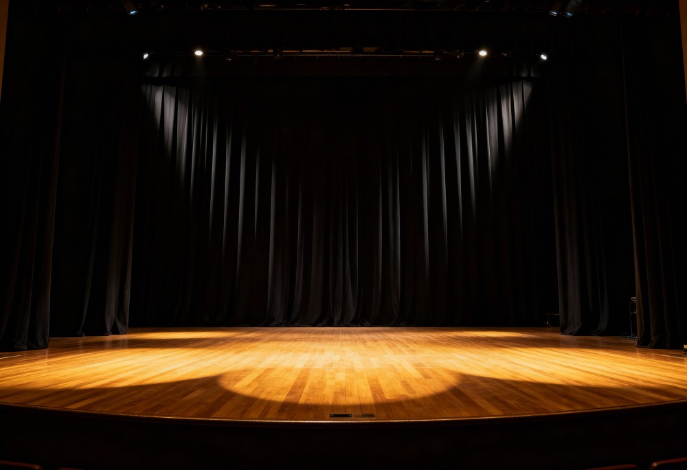 Teatralne majówki w bibliotekach – rodzinna zabawa na wyciągnięcie ręki!