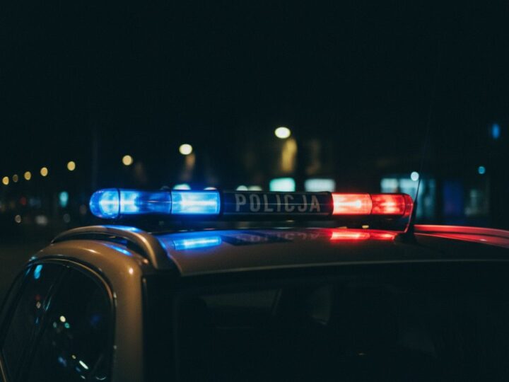 Włamanie na Mokotowie: Szybkie aresztowanie sprawcy kradzieży biżuterii