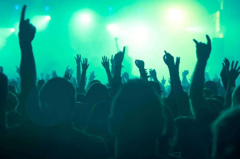 Święto Saskiej Kępy: Muzyka, sztuka i radość na ulicy Francuskiej!