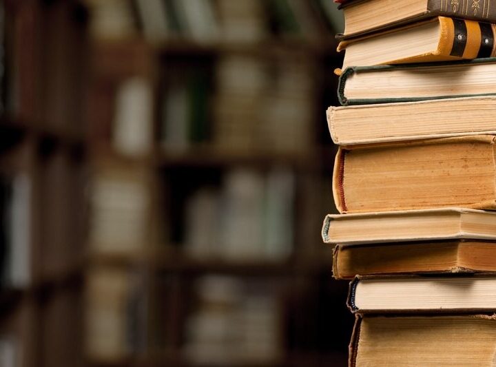 Majowe tytuły w Bibliołęce – odkryj nowości!