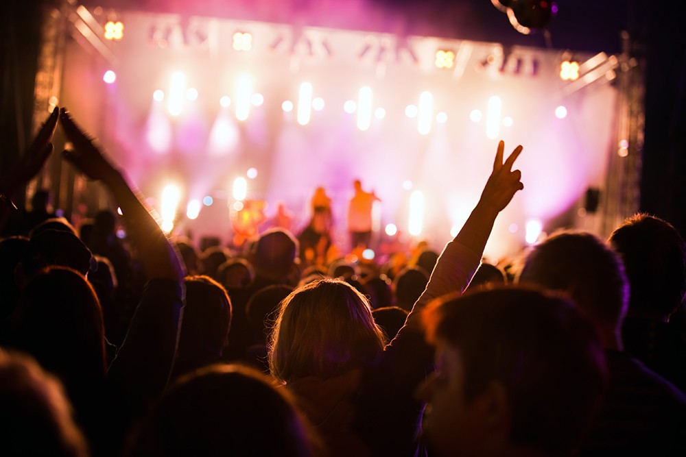 Muzyczne Spotkanie Gigantów: Wiolonczele i Organy w Aninie