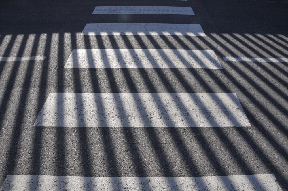 Bezpieczne przedszkolaki: Policjanci uczą zasad ruchu drogowego