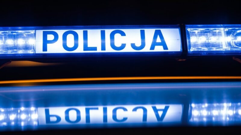 Ukryty za samochodami: Nocne zatrzymanie dilera w Wólce Kosowskiej