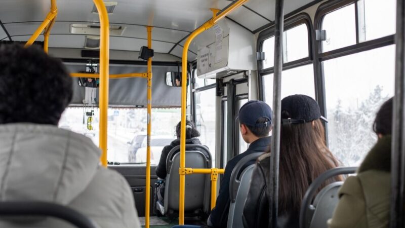Rewolucja komunikacyjna w Warszawie: Nowe autobusy po otwarciu metra!