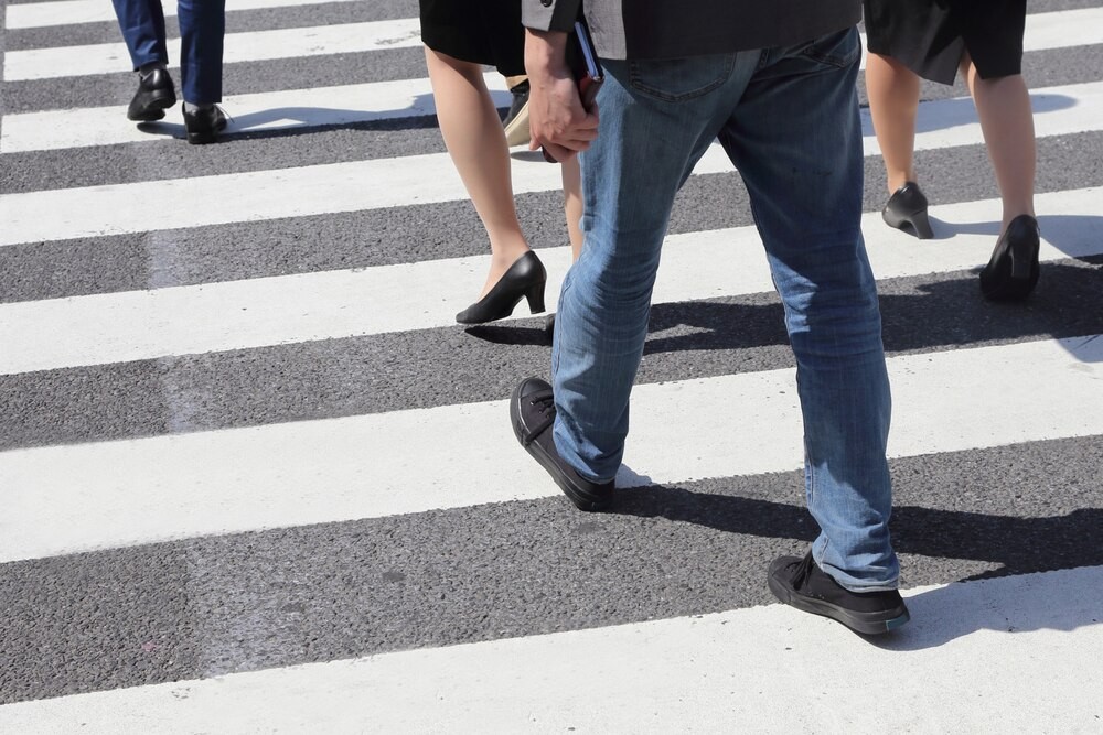 Bezpieczeństwo młodzieży na drodze: odpowiedzialność prawna i kluczowe zasady