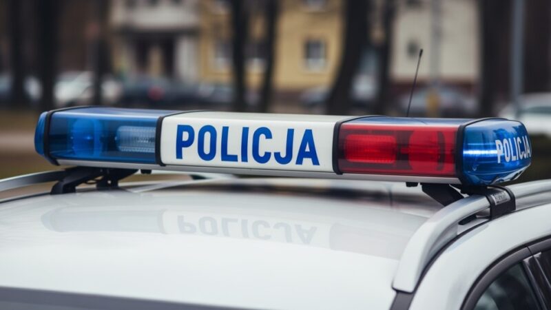 Żyrardowska policja w akcji: cztery zatrzymane osoby wymykające się sprawiedliwości