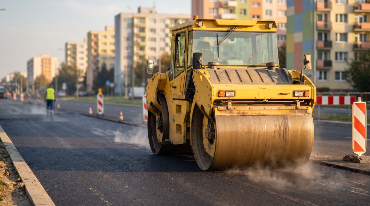 Remont ul. Wolskiej: Utrudnienia w ruchu i nowa nawierzchnia w weekend