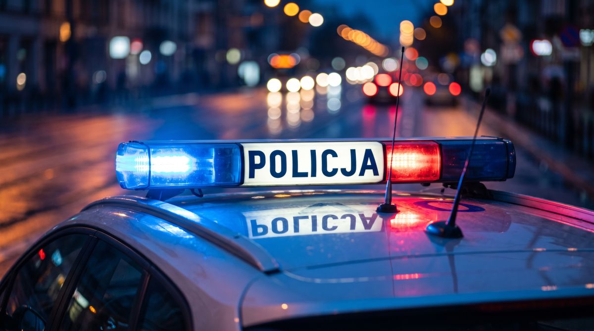 Policja rozbija siatkę narkotykową: 47-latka z amfetaminą w Bielanach